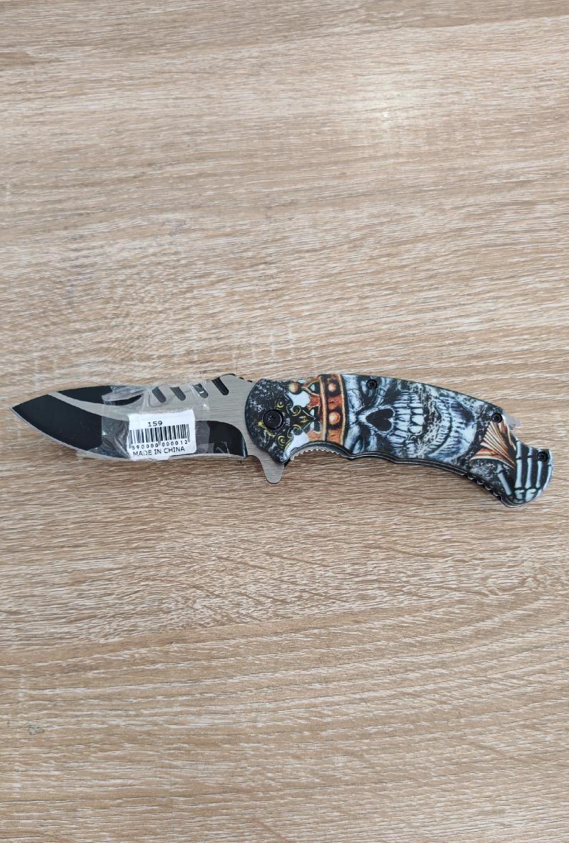 Couteau tête de mort